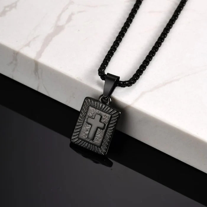 Collar Cruz Minimalista para Hombre - Acero Inoxidable