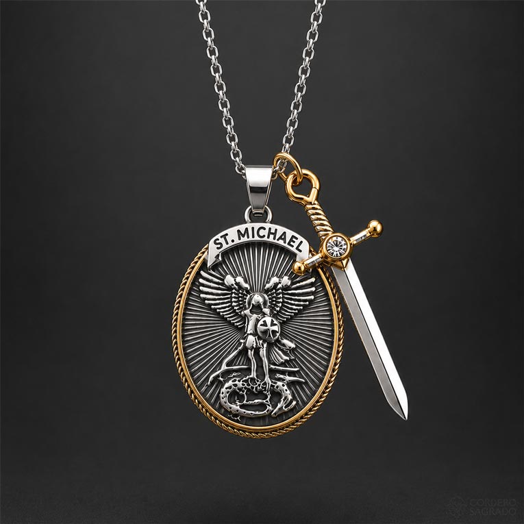 Collar de San Miguel Arcángel Protector