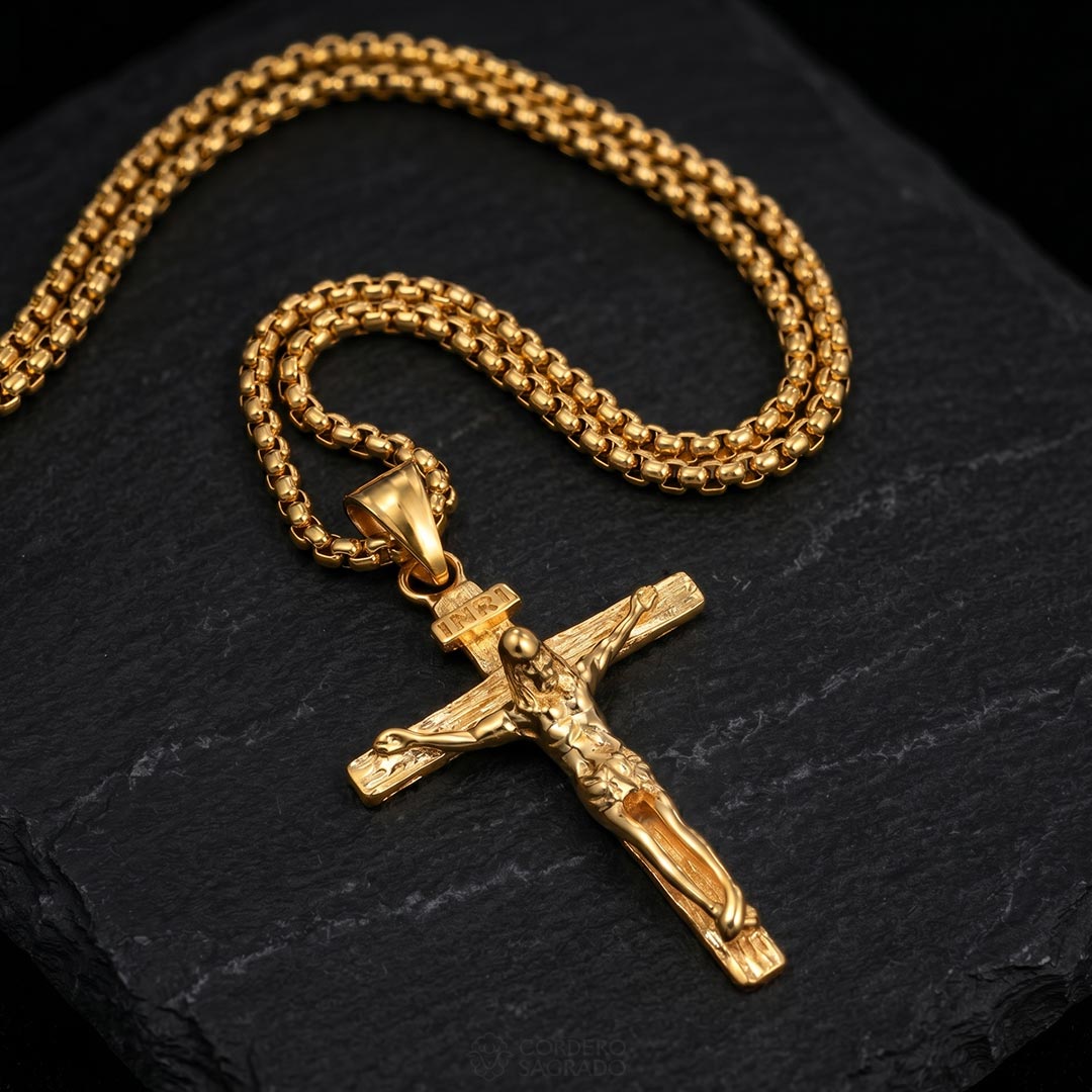 Collar Crucifijo de JESUCRISTO